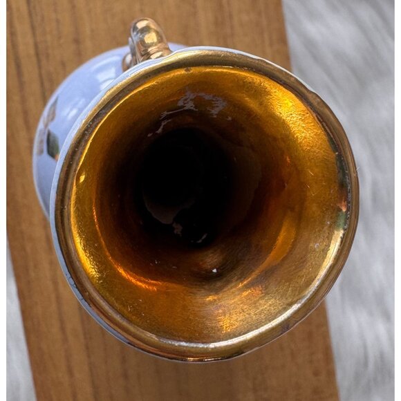 Vintage Light Blue Porcelain Vase With Gold Gilded Handles & Leaf Motif - Picture 8 of 11